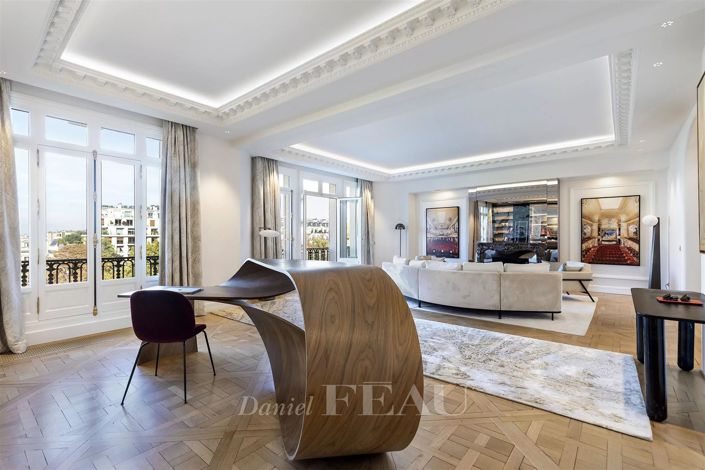 Image No.1-3 Bed Apartment for sale