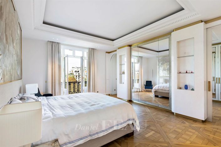 Image No.15-3 Bed Apartment for sale