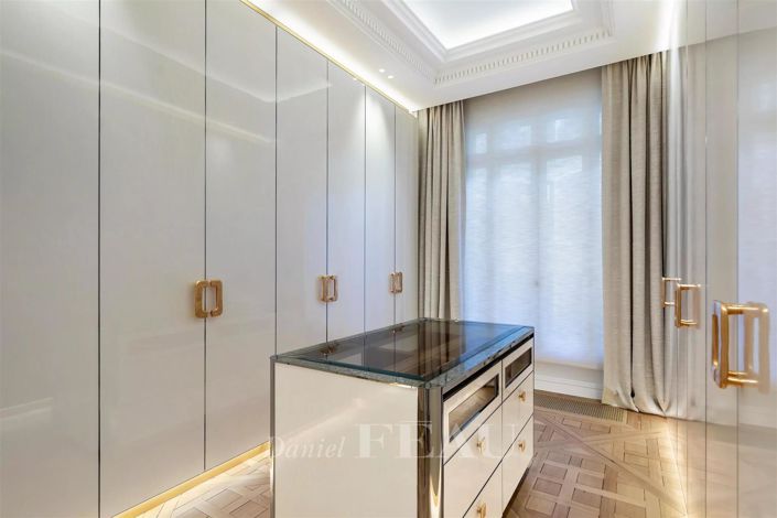 Image No.20-3 Bed Apartment for sale