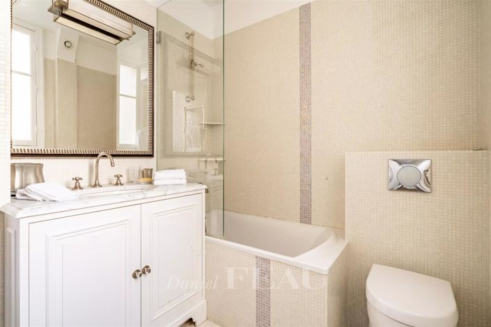 Image No.11-3 Bed Apartment for sale