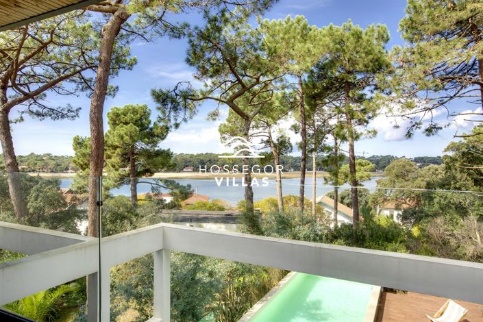 Image No.1-6 Bed House for sale