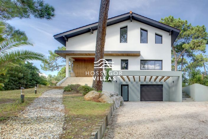 Image No.23-6 Bed House for sale