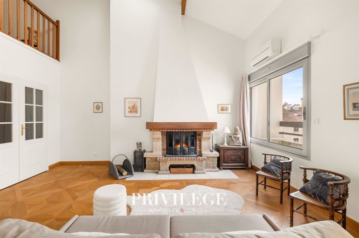 Image No.5-5 Bed Apartment for sale