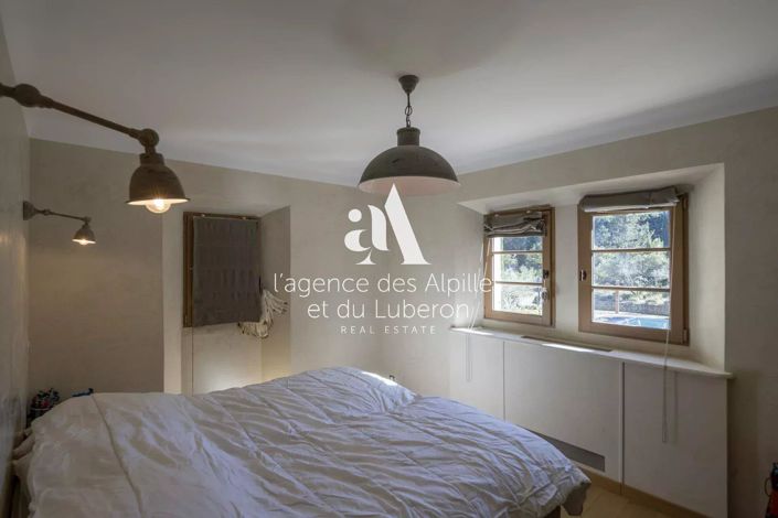 Image No.20-5 Bed House for sale