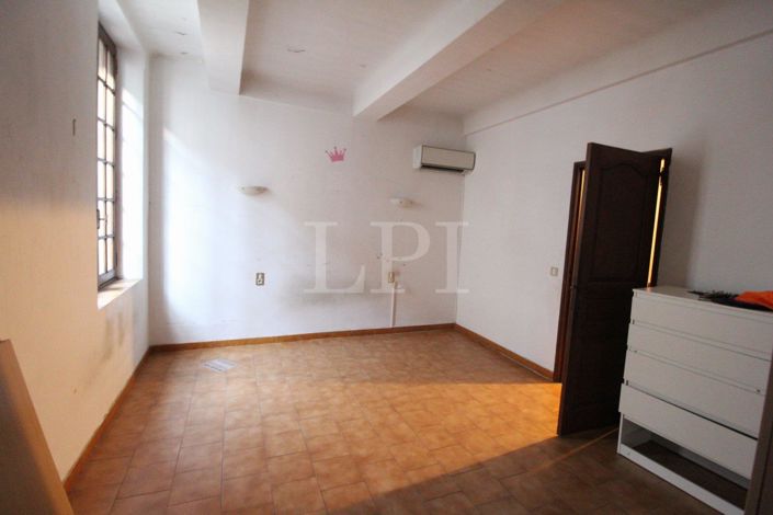 Image No.1-House for sale