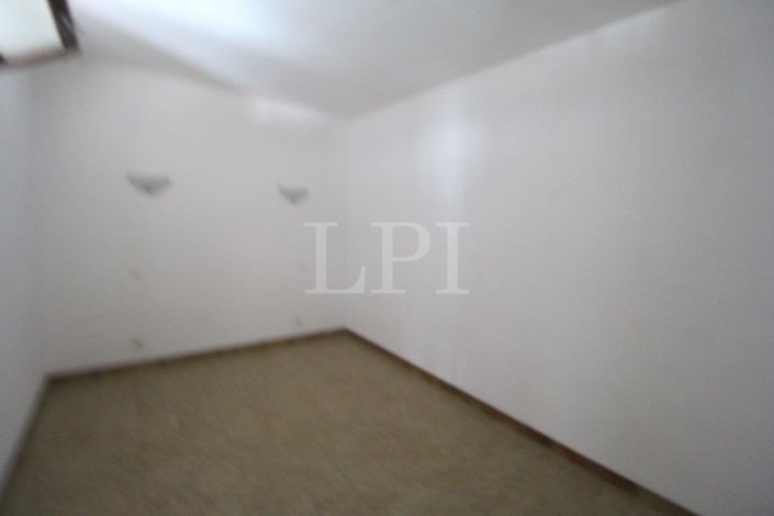 Image No.3-House for sale