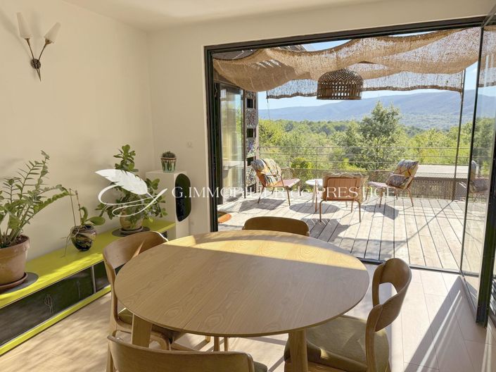 Image No.6-4 Bed House for sale