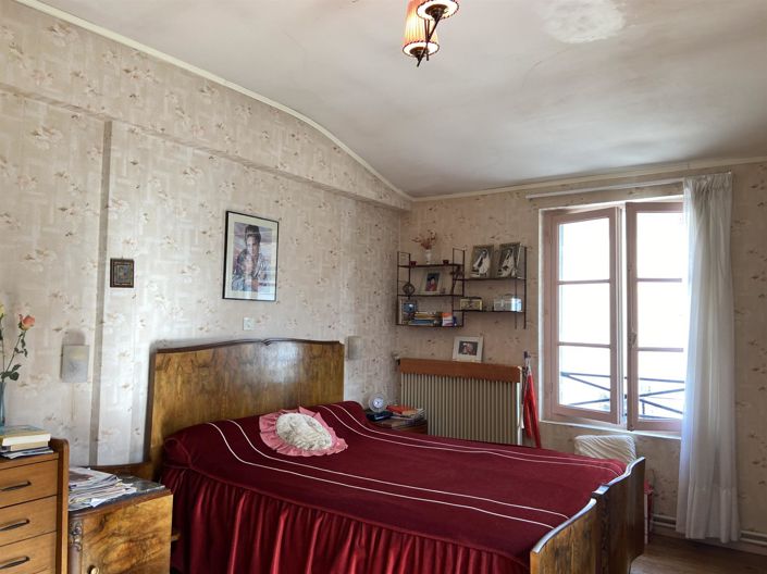 Image No.7-3 Bed House for sale