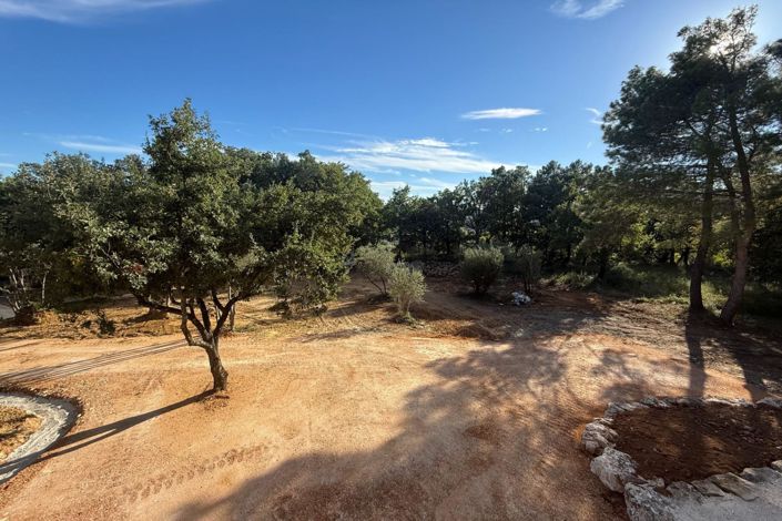 Image No.17-4 Bed House for sale