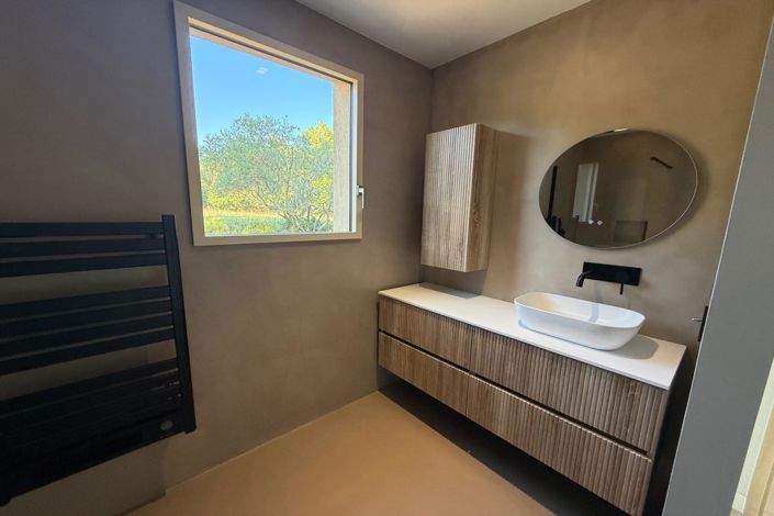 Image No.9-4 Bed House for sale