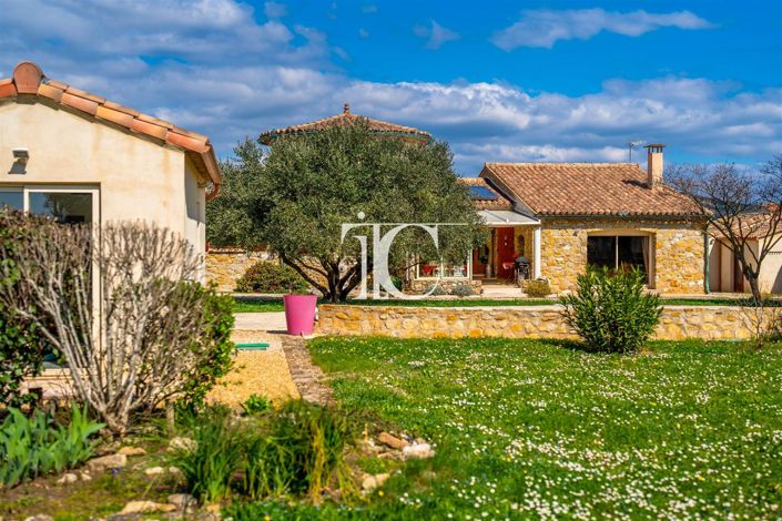 Image No.21-3 Bed House for sale