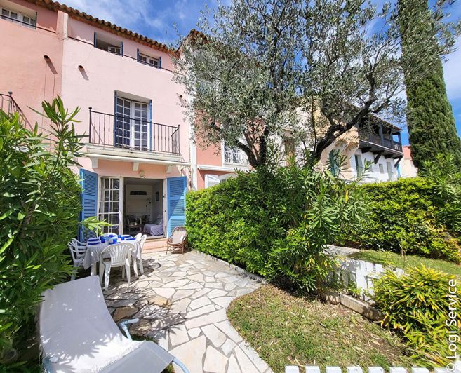 Image No.2-4 Bed House for sale