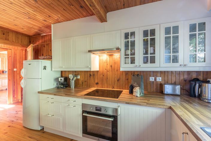 Image No.6-4 Bed House for sale