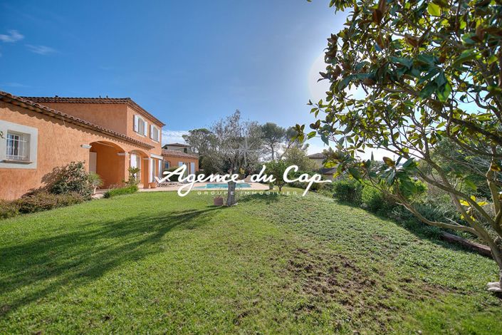 Image No.16-3 Bed House for sale