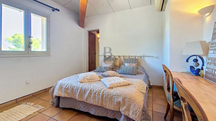 Image No.14-5 Bed House for sale