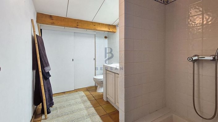 Image No.15-5 Bed House for sale