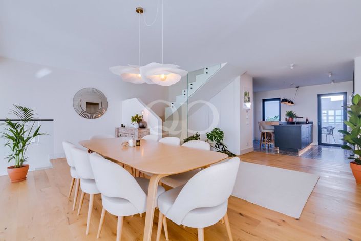 Image No.10-4 Bed House for sale