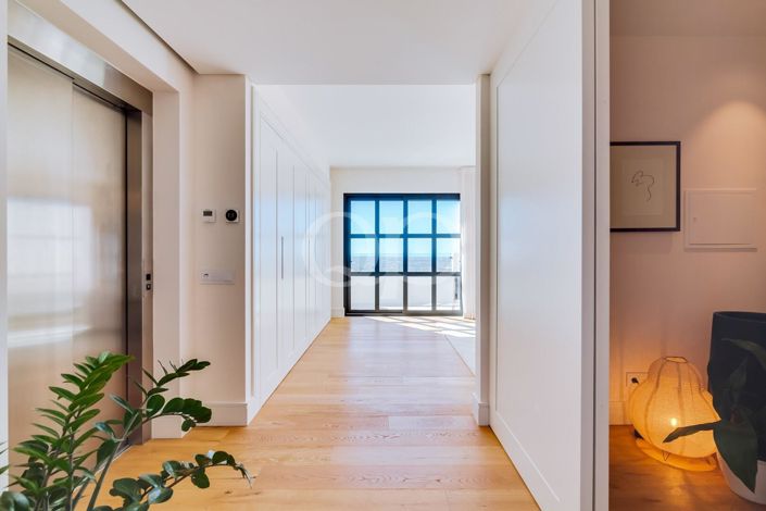 Image No.16-4 Bed House for sale