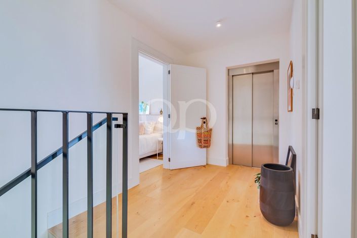 Image No.18-4 Bed House for sale