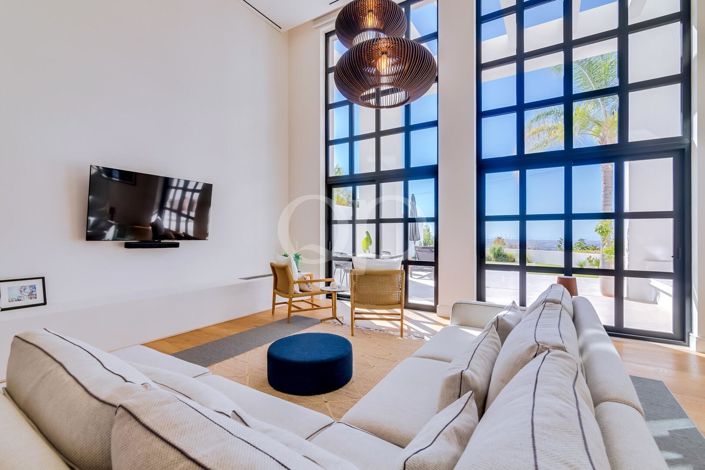 Image No.19-4 Bed House for sale