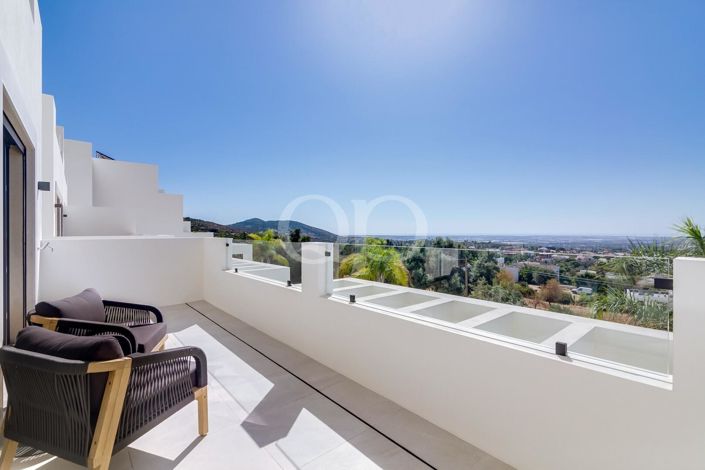 Image No.21-4 Bed House for sale