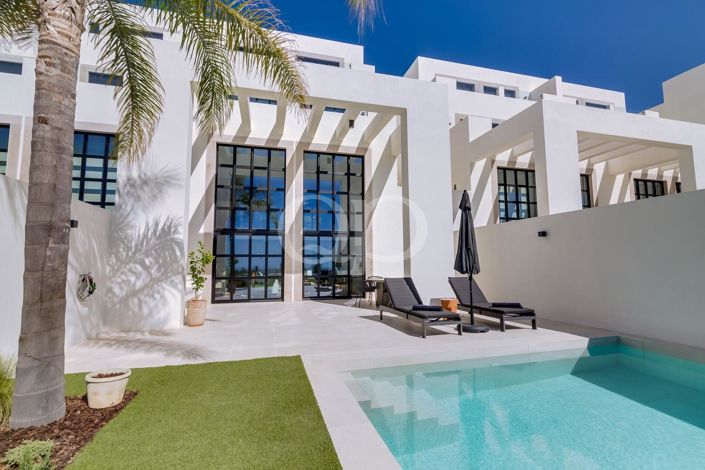 Image No.22-4 Bed House for sale