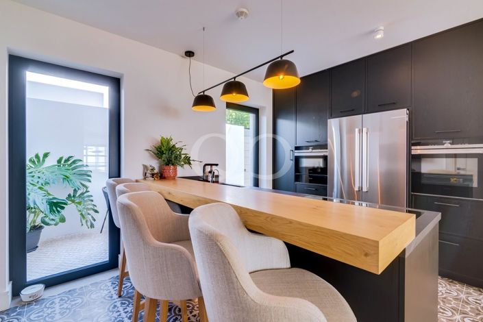 Image No.32-4 Bed House for sale