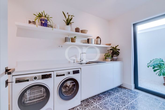 Image No.34-4 Bed House for sale