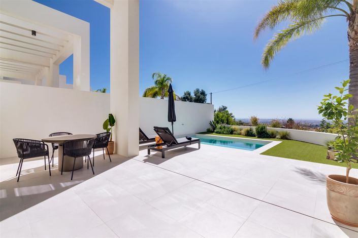 Image No.54-4 Bed House for sale