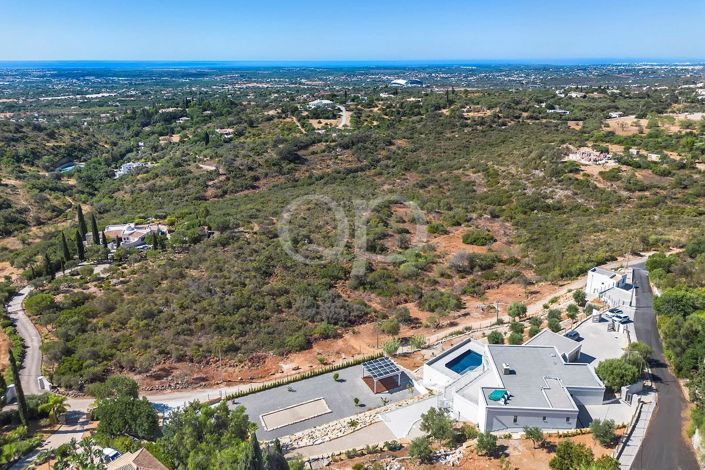 Image No.36-4 Bed House for sale