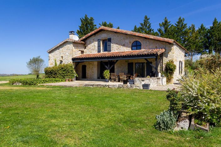 Image No.1-5 Bed House for sale