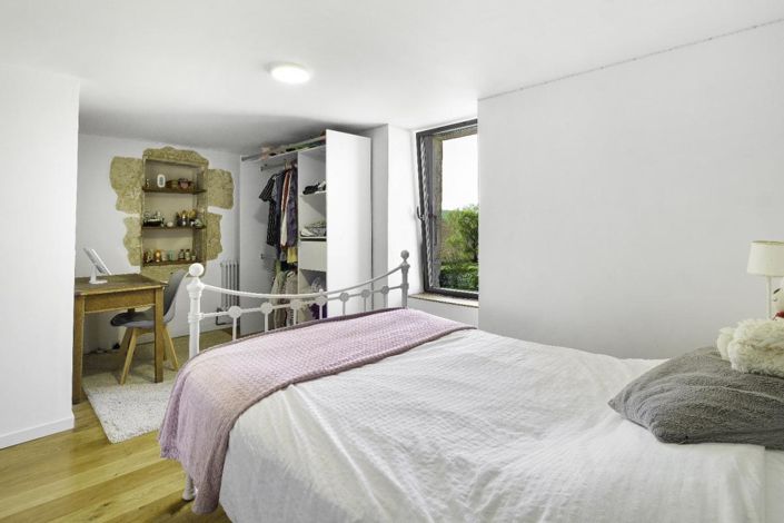 Image No.10-5 Bed House for sale