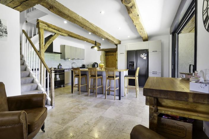 Image No.7-5 Bed House for sale