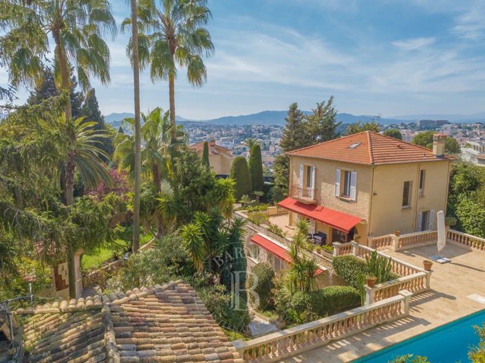 Image No.21-4 Bed House for sale