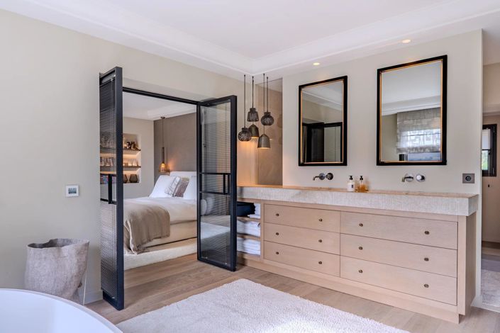 Image No.17-5 Bed House for sale