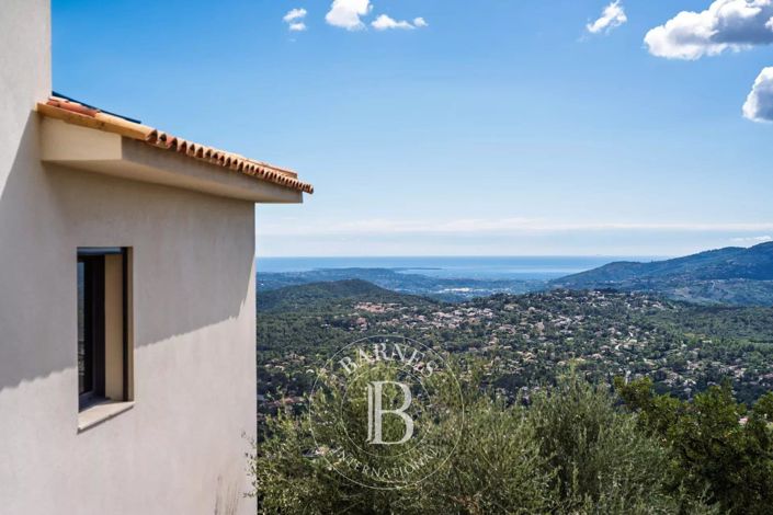 Image No.15-4 Bed House for sale