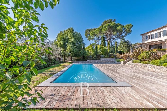 Image No.16-4 Bed House for sale