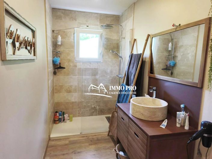 Image No.10-5 Bed House for sale