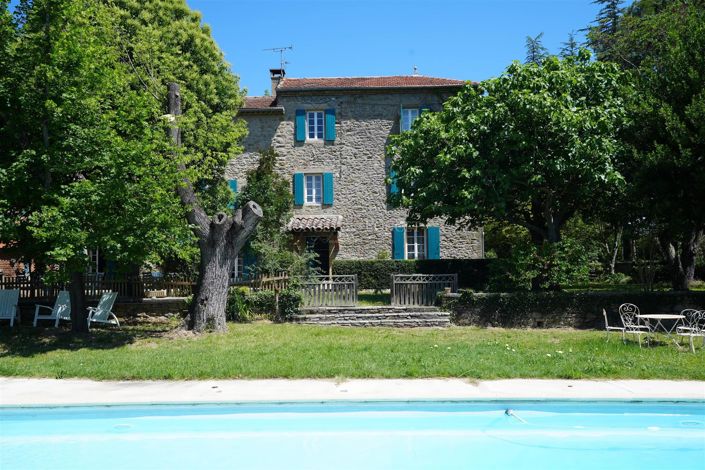 Image No.1-6 Bed House for sale