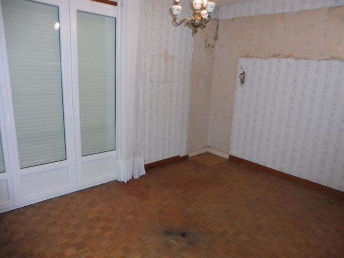 Image No.17-3 Bed House for sale