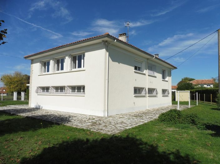 Image No.23-3 Bed House for sale