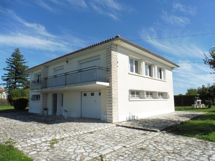 Image No.24-3 Bed House for sale