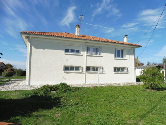 Image No.27-3 Bed House for sale