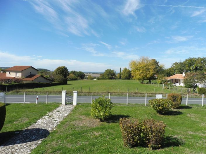 Image No.6-3 Bed House for sale