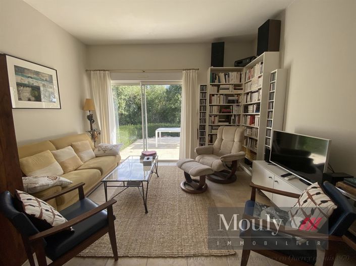 Image No.17-3 Bed House for sale