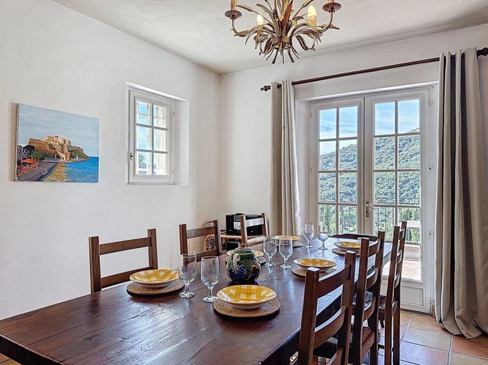 Image No.6-4 Bed House for sale