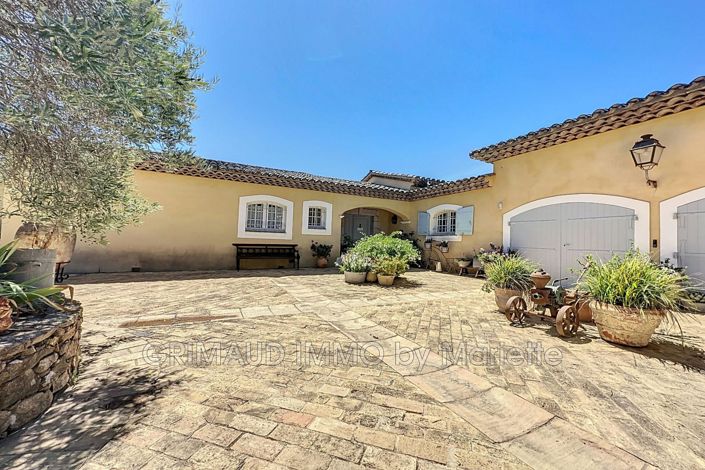 Image No.8-3 Bed House for sale