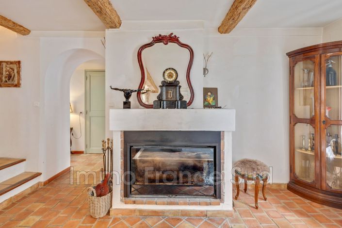 Image No.2-5 Bed House for sale