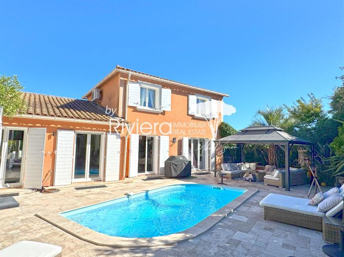 Image No.1-4 Bed House for sale