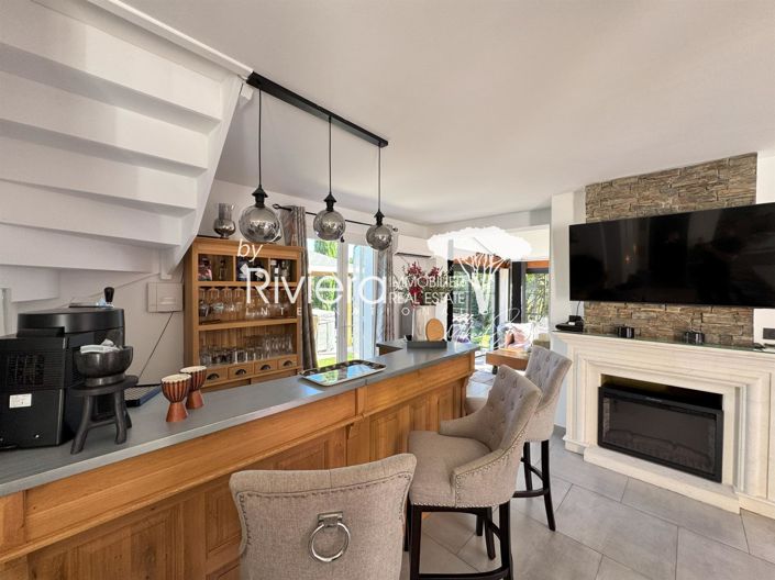 Image No.10-4 Bed House for sale